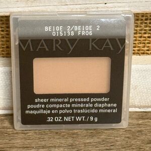 Mary Kay Sheer Mineral Pressed Powder - Beige